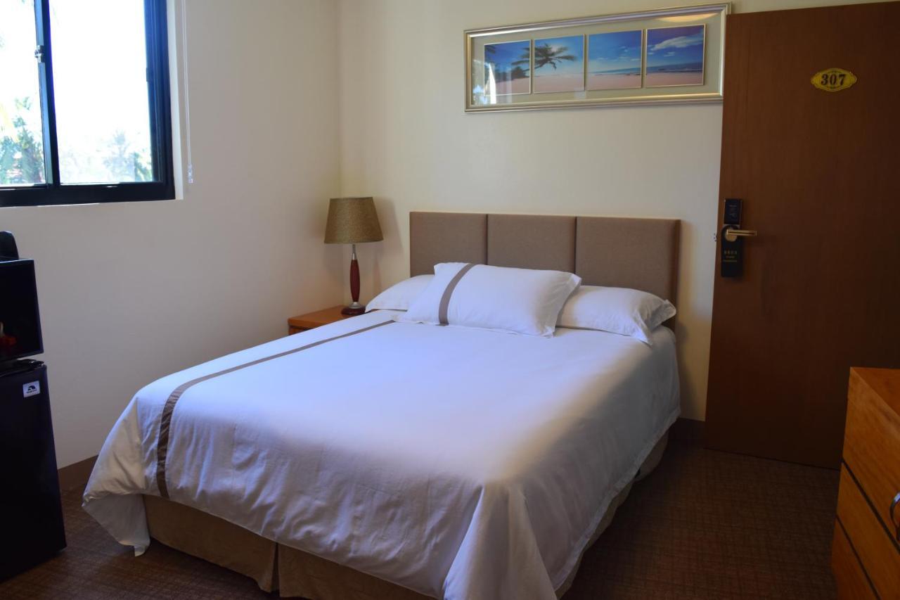 Saipan Beach Hotel Экстерьер фото